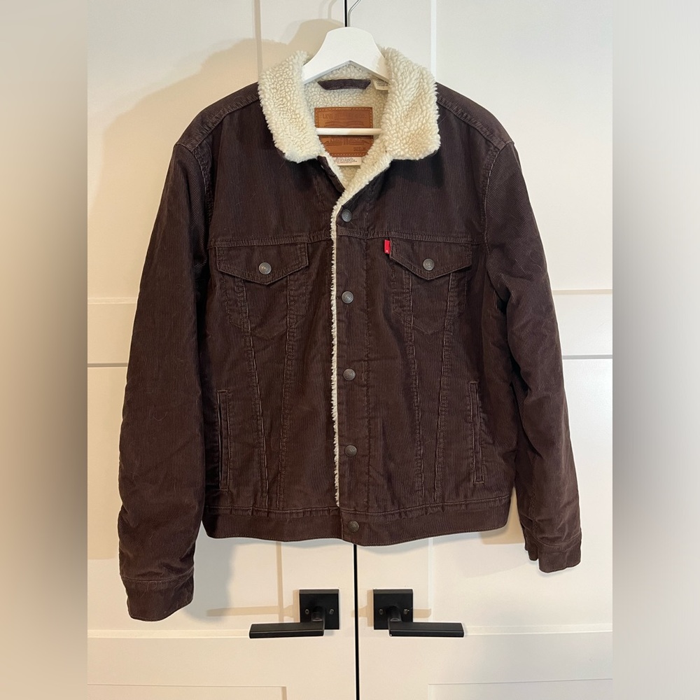 Men’s brown corduroy Sherpa trucker jacket